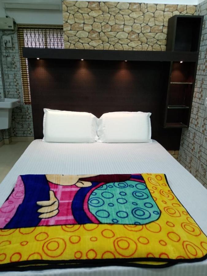 Kvm Tourist Home Palakkad Exterior foto
